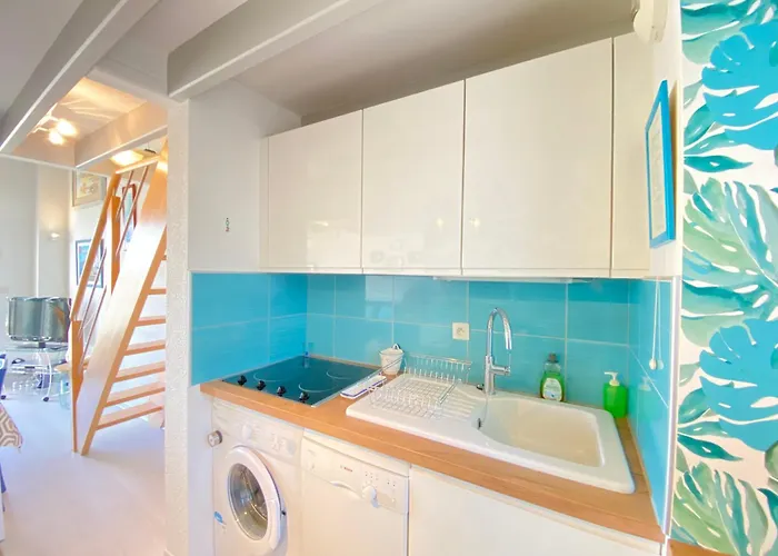 Avec Vue Mer, Piscine Et Wifi - Fr-1-709-82 * Fouras