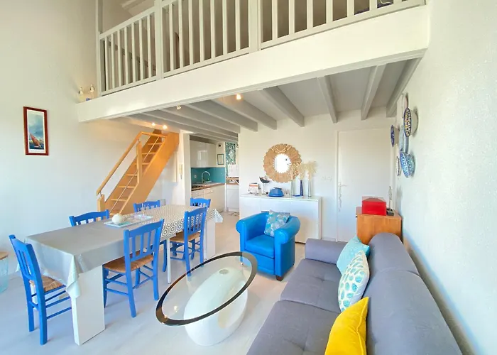 Avec Vue Mer, Piscine Et Wifi - Fr-1-709-82 * Fouras